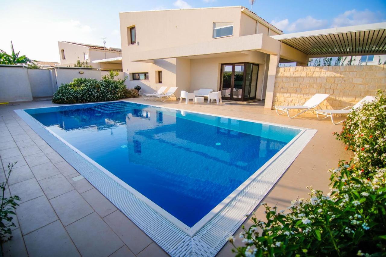 Ville Edilia Vacanze Marina di Ragusa Eksteriør billede